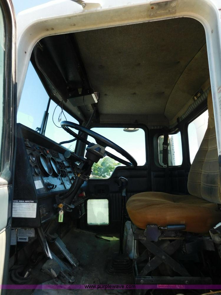 image for item L5879 1996 Kenworth W900 dump truck