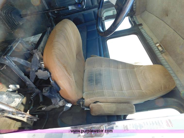 image for item L5879 1996 Kenworth W900 dump truck