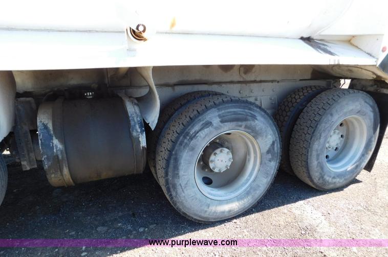 image for item L5879 1996 Kenworth W900 dump truck