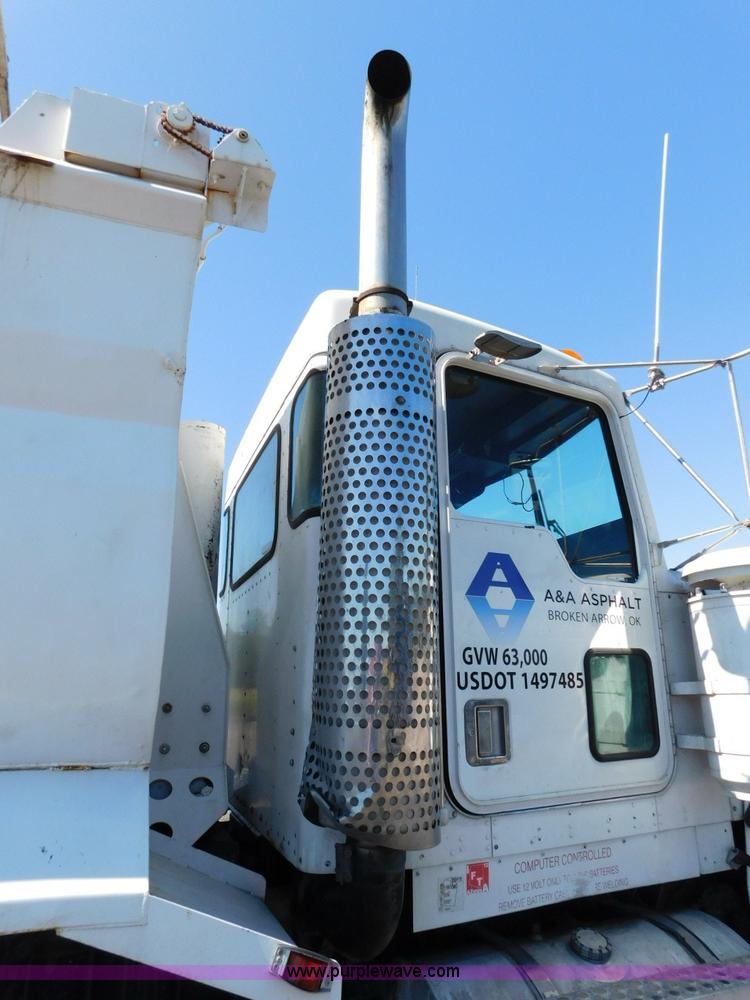 image for item L5879 1996 Kenworth W900 dump truck