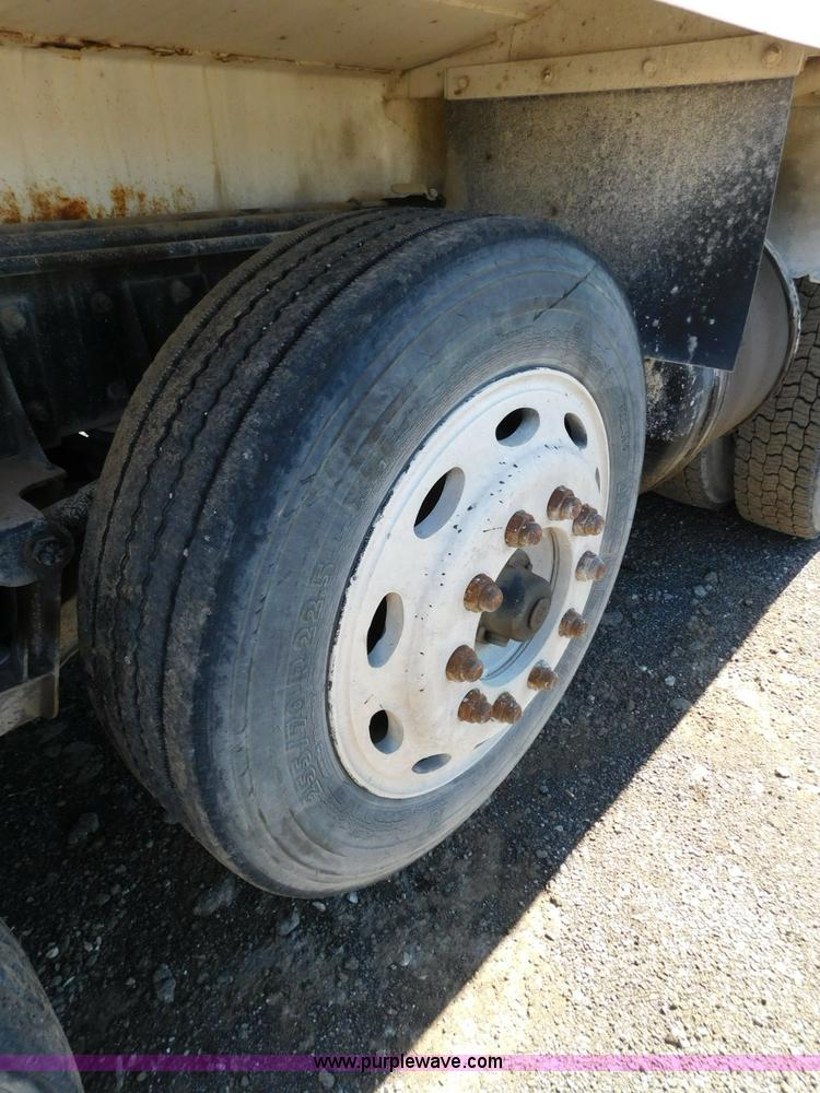 image for item L5879 1996 Kenworth W900 dump truck