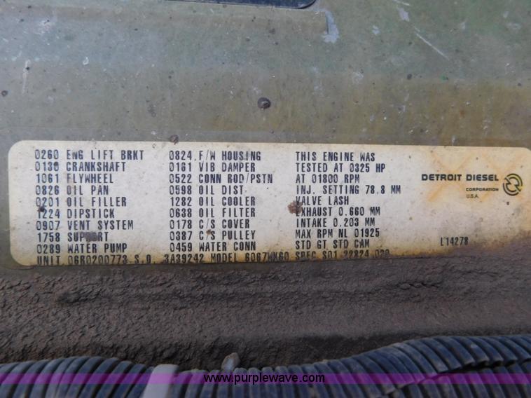 image for item L5880 1995 Freightliner FLD dump truck