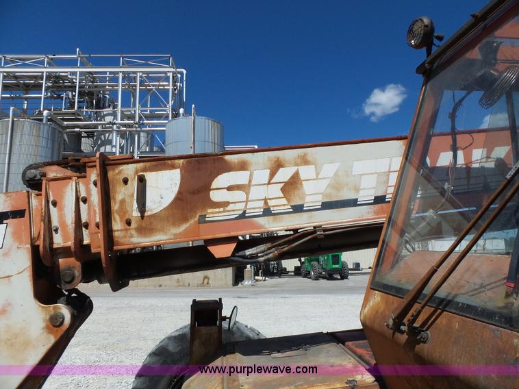 image for item L6088 Sky Trak 6036 telehandler