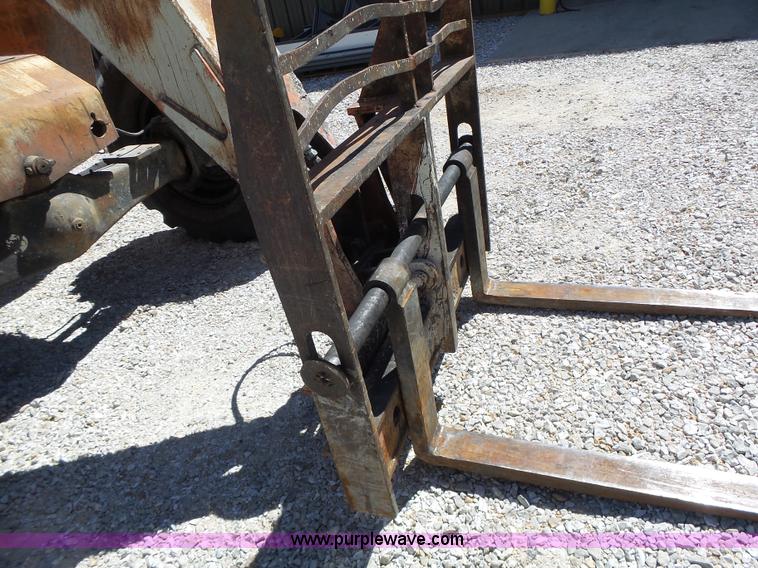 image for item L6088 Sky Trak 6036 telehandler