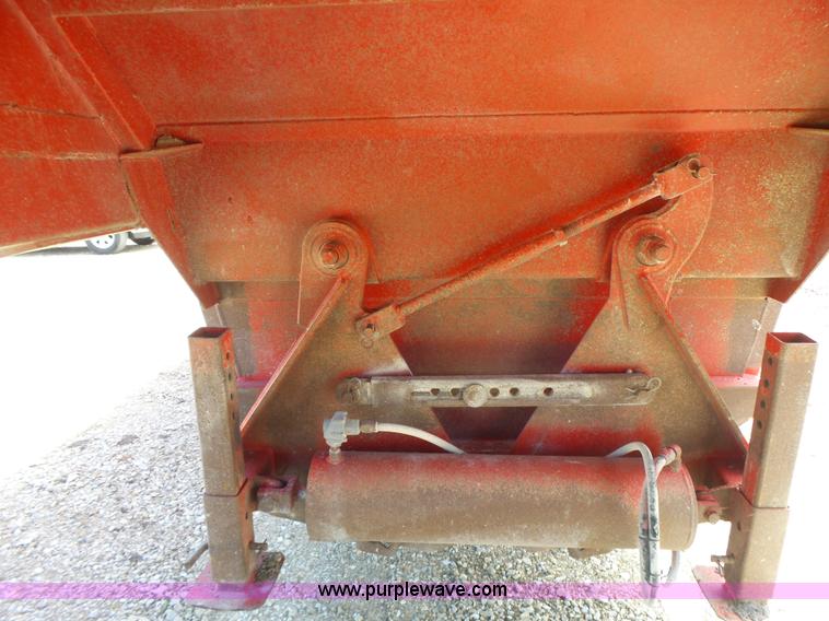 image for item L6090 1993 CPS bottom dump trailer