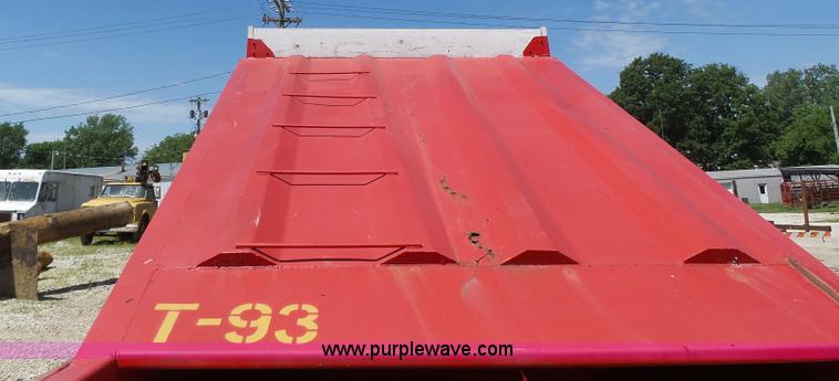 image for item L6090 1993 CPS bottom dump trailer