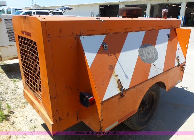 image for item L6100 Joy air compressor