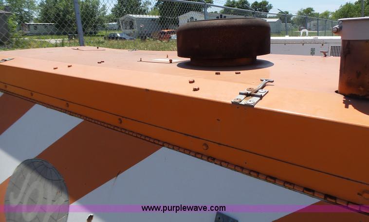 image for item L6100 Joy air compressor