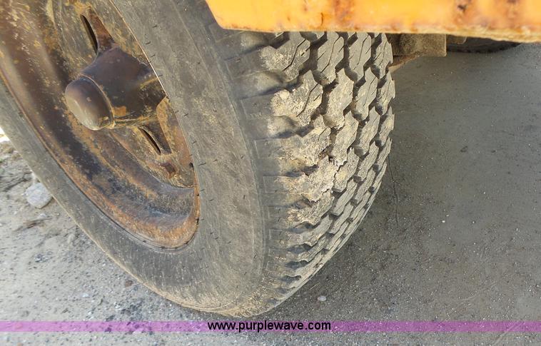 image for item L6100 Joy air compressor