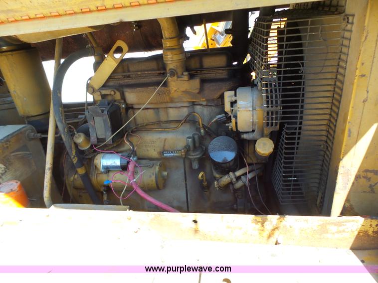 image for item L6100 Joy air compressor