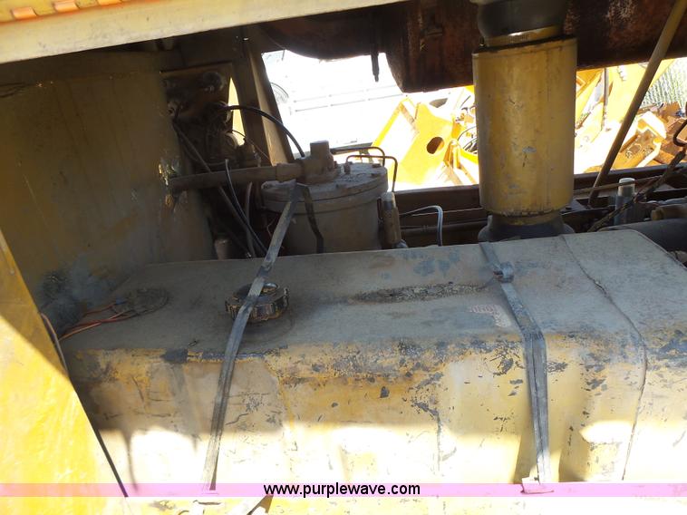 image for item L6100 Joy air compressor