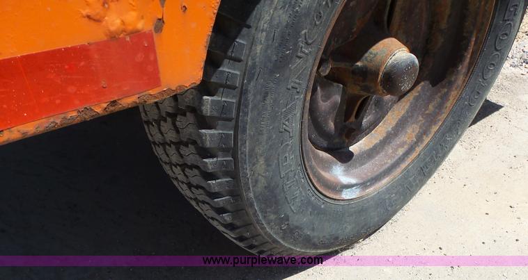 image for item L6100 Joy air compressor