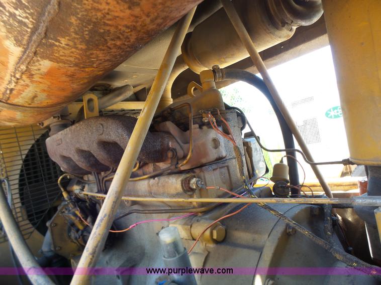 image for item L6100 Joy air compressor