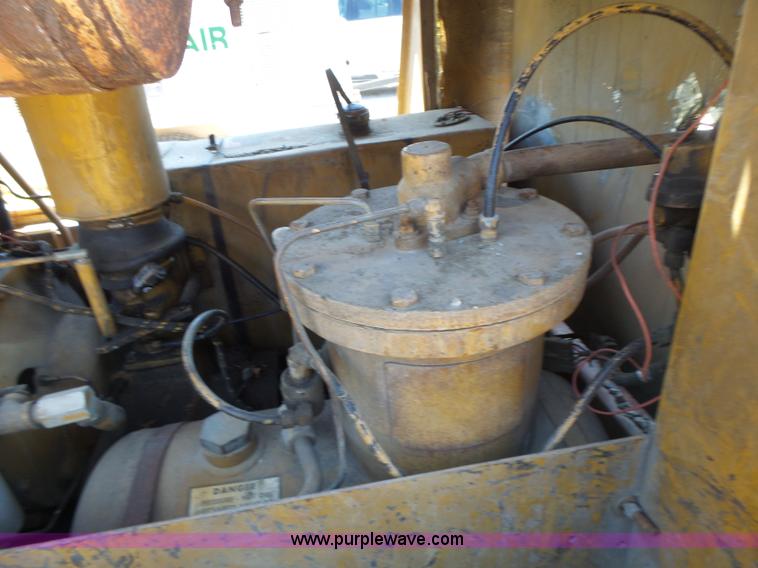 image for item L6100 Joy air compressor