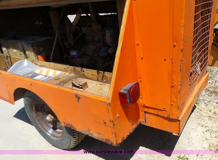 image for item L6100 Joy air compressor