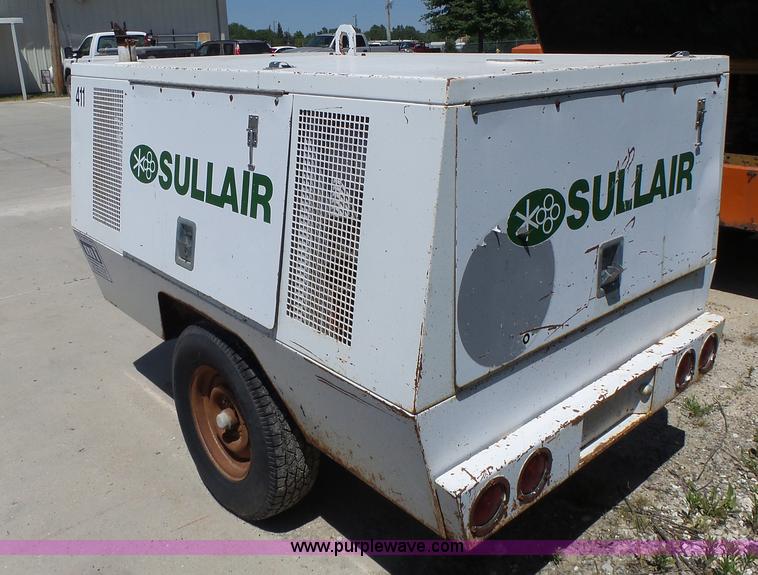 image for item L6101 Sullair 175DPQ air compressor
