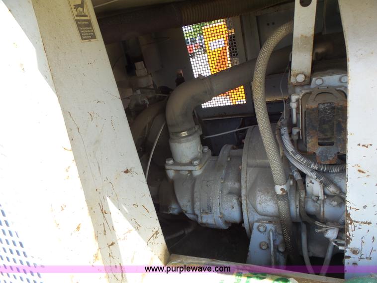 image for item L6101 Sullair 175DPQ air compressor