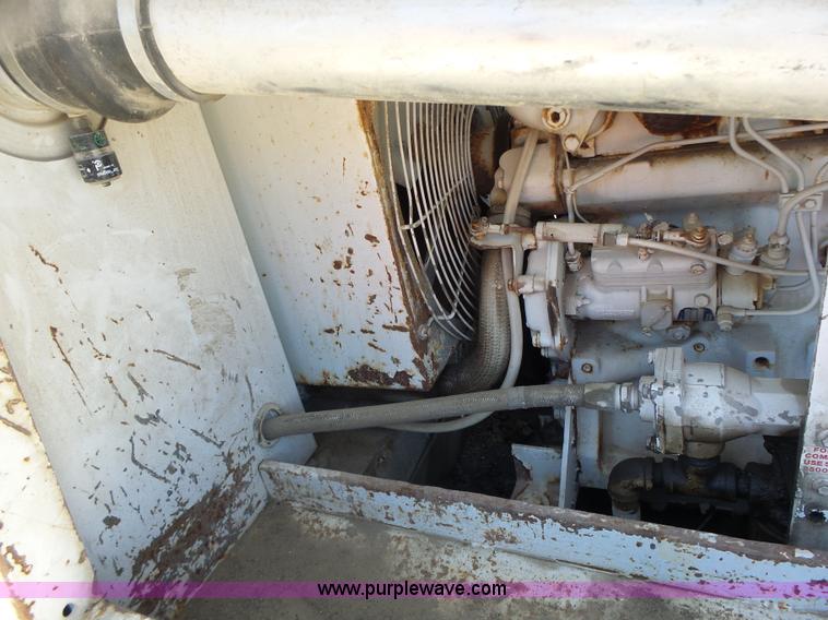 image for item L6101 Sullair 175DPQ air compressor