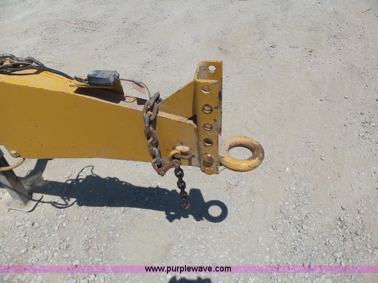 image for item L6103 Vermeer BC1230A wood chipper
