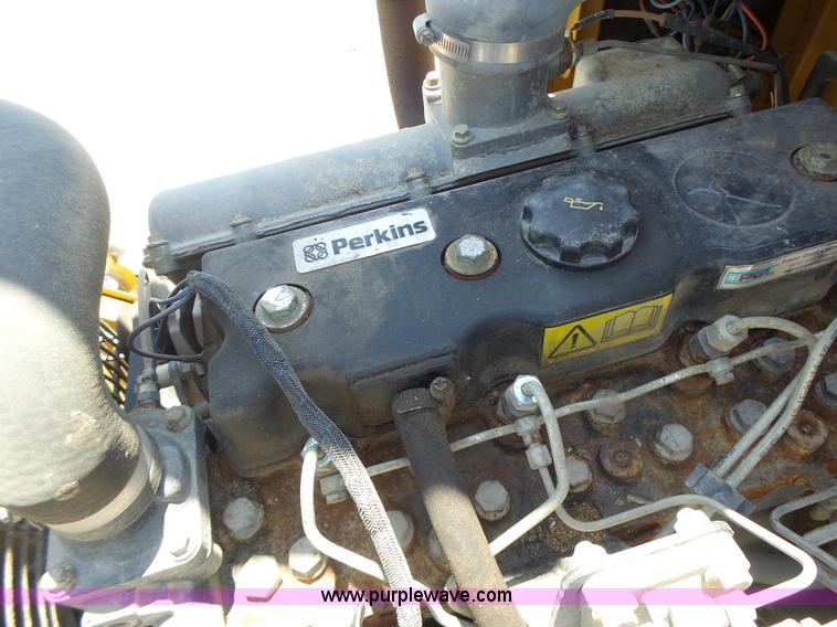 image for item L6103 Vermeer BC1230A wood chipper