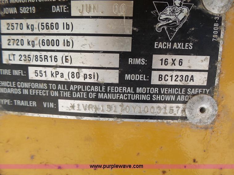 image for item L6103 Vermeer BC1230A wood chipper