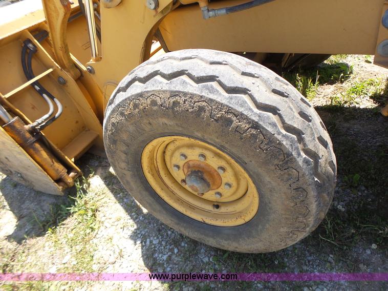 image for item L6104 1995 Case 580L backhoe