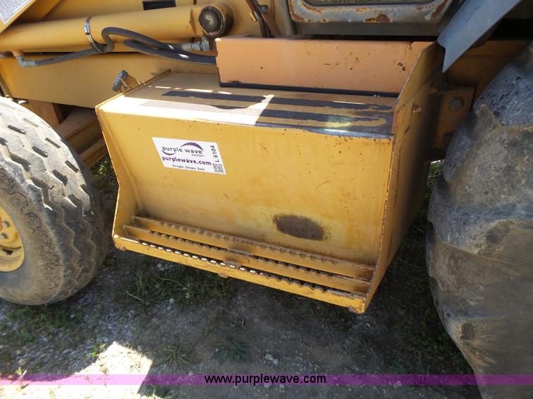 image for item L6104 1995 Case 580L backhoe