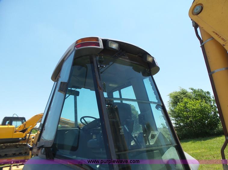 image for item L6104 1995 Case 580L backhoe