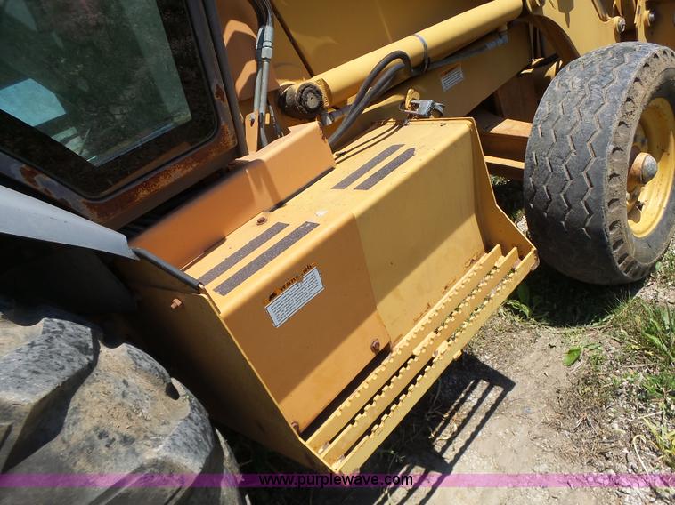 image for item L6104 1995 Case 580L backhoe