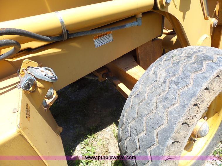 image for item L6104 1995 Case 580L backhoe