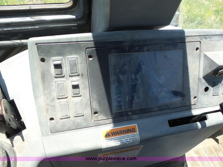 image for item L6104 1995 Case 580L backhoe