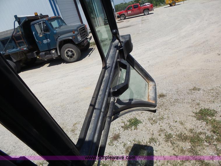 image for item L6104 1995 Case 580L backhoe