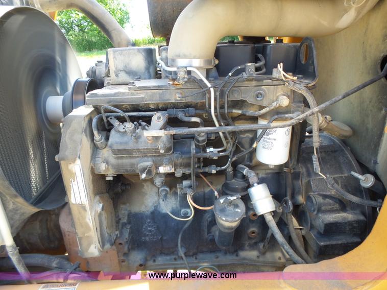 image for item L6104 1995 Case 580L backhoe