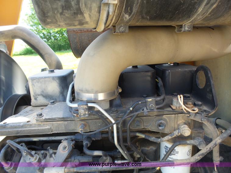 image for item L6104 1995 Case 580L backhoe