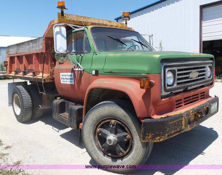 image for item L6105 1987 Chevrolet C Series dump truck