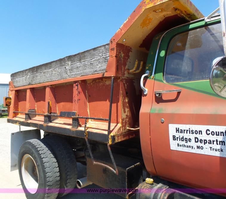 image for item L6105 1987 Chevrolet C Series dump truck