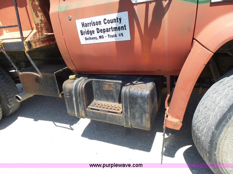 image for item L6105 1987 Chevrolet C Series dump truck