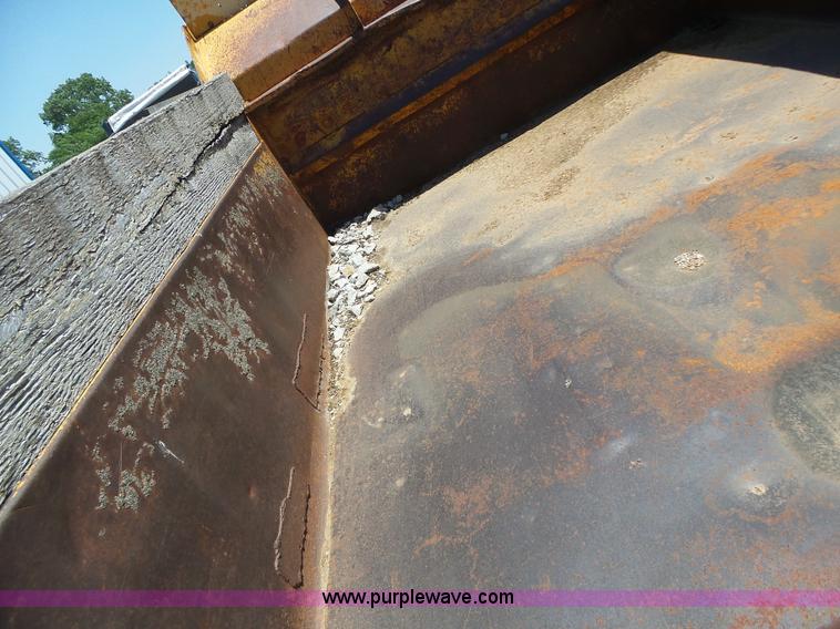 image for item L6105 1987 Chevrolet C Series dump truck