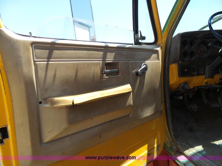 image for item L6105 1987 Chevrolet C Series dump truck