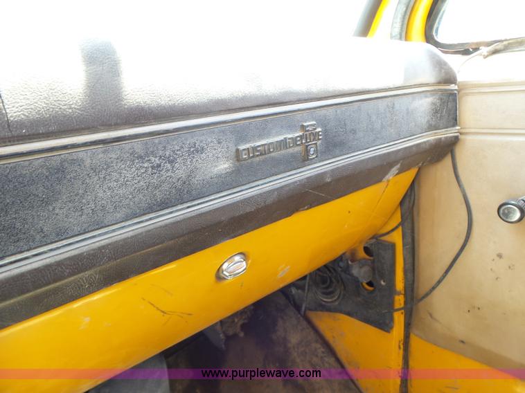 image for item L6105 1987 Chevrolet C Series dump truck