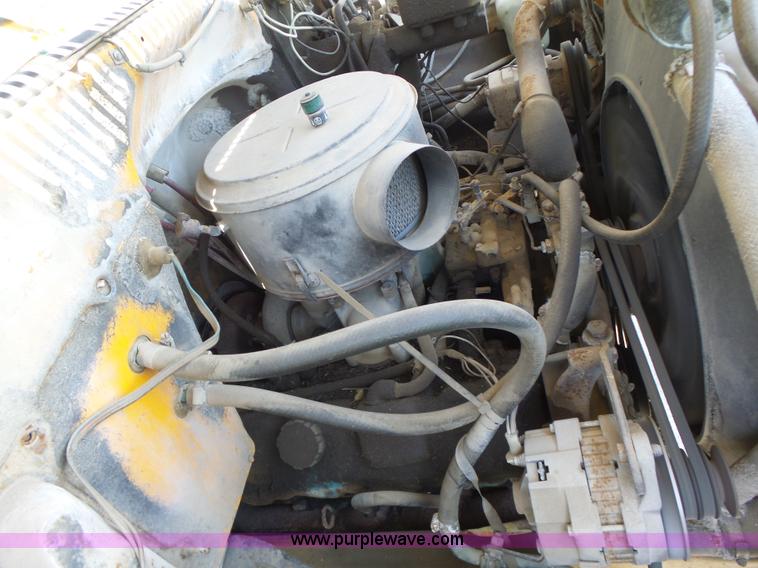 image for item L6105 1987 Chevrolet C Series dump truck