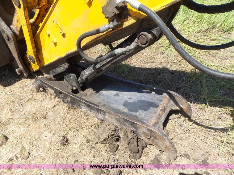 image for item L6107 2005 Hyundai 180LC-7 excavator