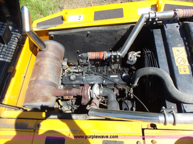 image for item L6107 2005 Hyundai 180LC-7 excavator