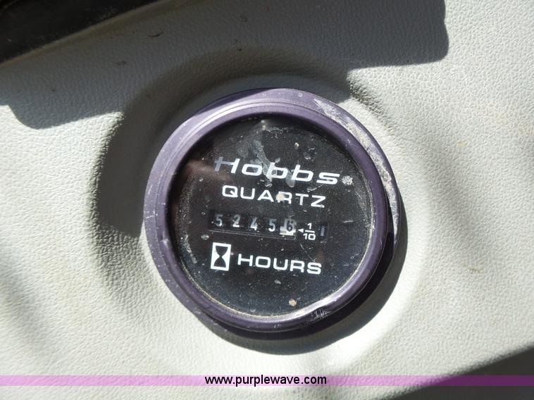 image for item L6107 2005 Hyundai 180LC-7 excavator