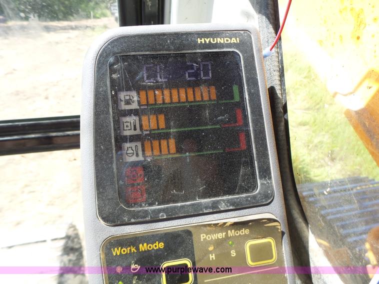 image for item L6107 2005 Hyundai 180LC-7 excavator