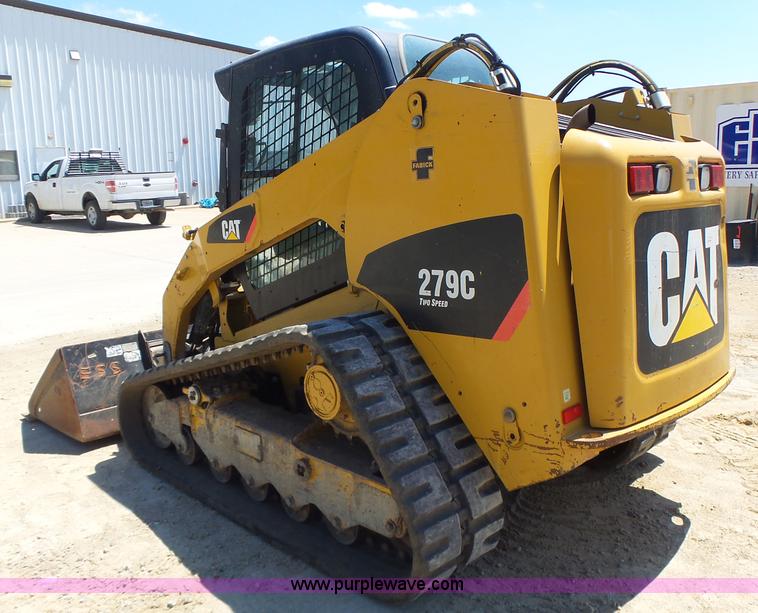 image for item L6108 2011 Caterpillar 279C skid steer