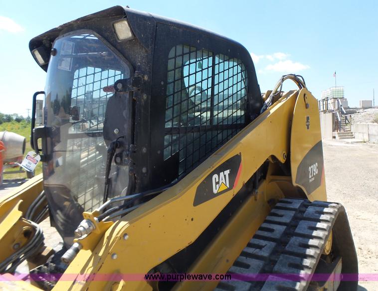 image for item L6108 2011 Caterpillar 279C skid steer