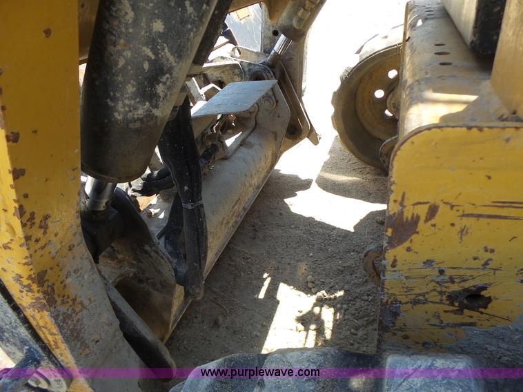 image for item L6108 2011 Caterpillar 279C skid steer