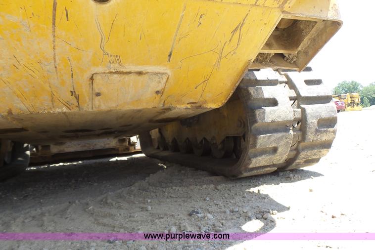 image for item L6108 2011 Caterpillar 279C skid steer