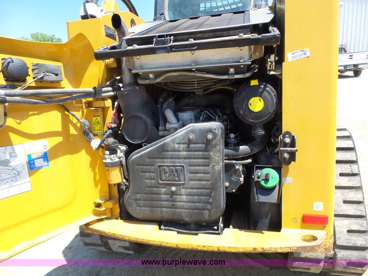 image for item L6108 2011 Caterpillar 279C skid steer
